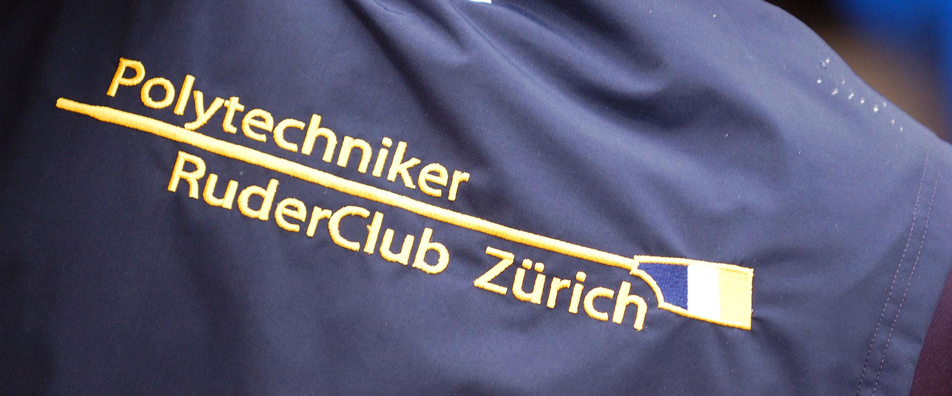 Kleiderbestellung beim PRC